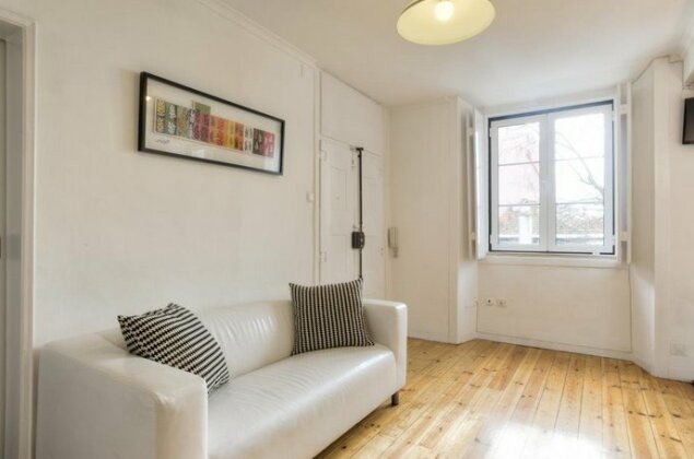 BmyGuest - Castelo Stylish Flat - Photo3