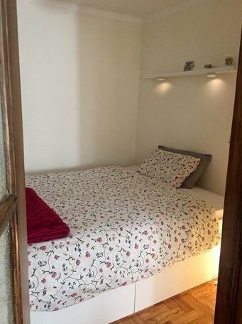 Homestay - Small comfy room for girls in Graca - Photo2