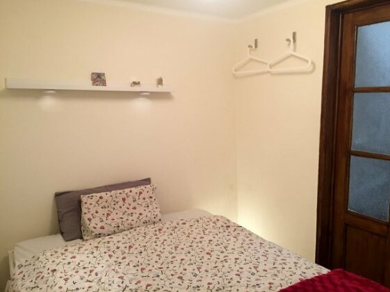 Homestay - Small comfy room for girls in Graca - Photo3