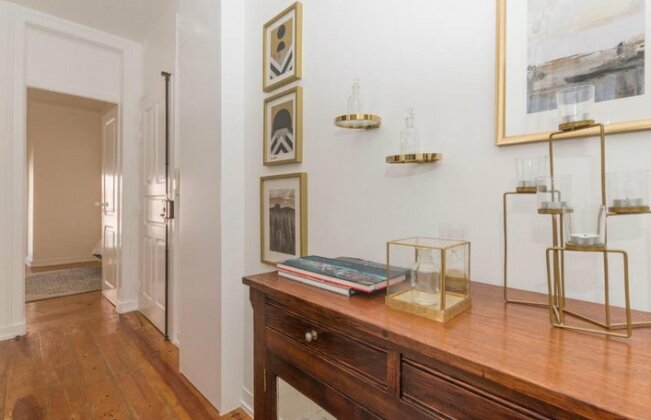 Lisbon Design Flat with Garage - Photo5