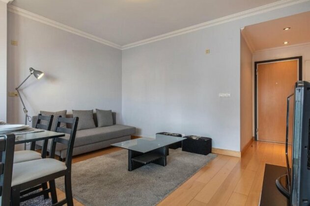 LovelyStay - Modern apartment in Anjos - Photo4