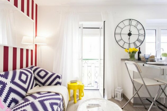 Modern Alfama Studio Apartment RentExperience - Photo4