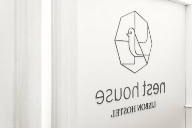 Nest House Lisbon Hostel - Photo4