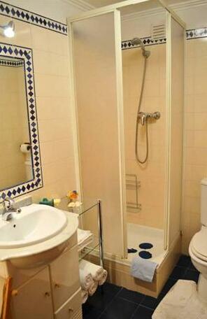 RH Apartment Graca terrace - Photo4