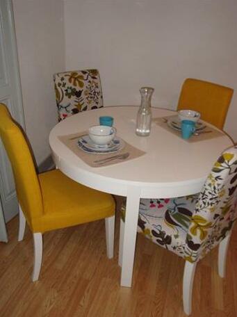 So Far So Homey HOSTEL - Photo2
