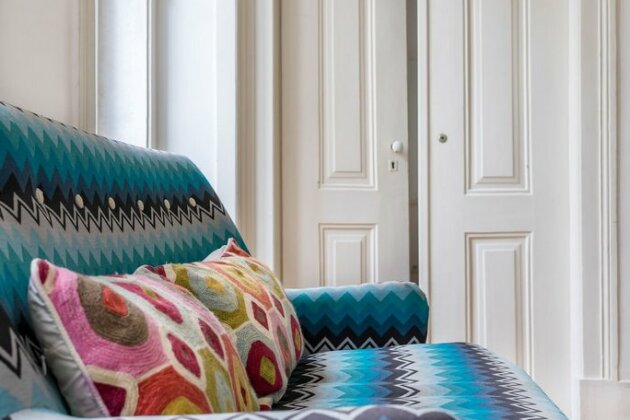 The Color Suites & Rooms - Photo4