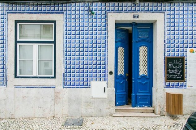 TravelingToLisbon 301 - Alfama - Photo5