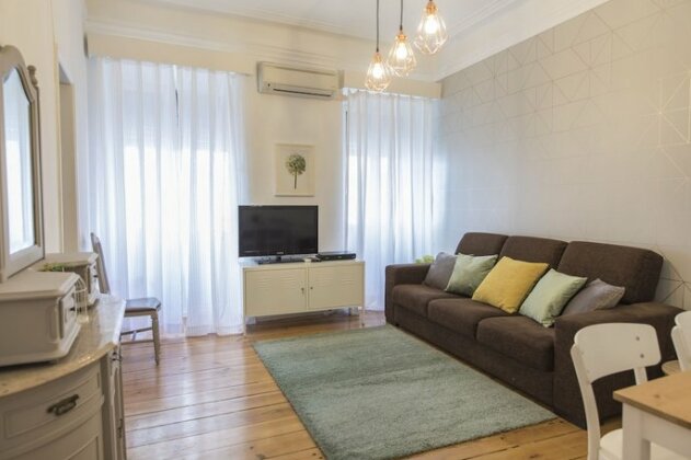 Universal Apartment Lisbon - Photo2