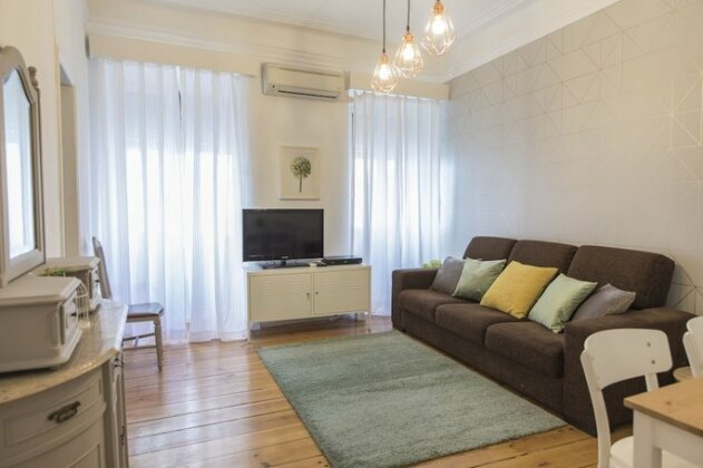 Universal Apartment Lisbon - Photo2