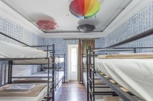 Urban Garden Hostel - Photo2
