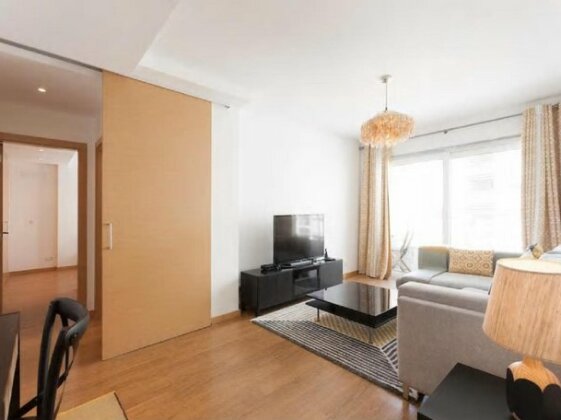 Modern Apartment for Family and Group of Friends - Photo4