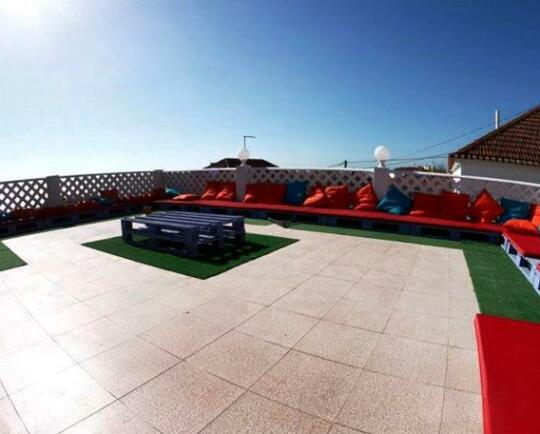 Chill in Ericeira Surf House - Photo5