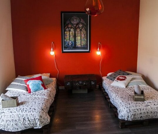 Inn Houzz - Photo5