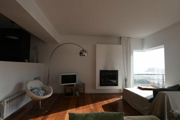Surf and Family Beach House - Photo3