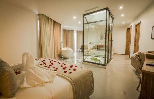 Enigma - Nature & Water Hotel - Photo3
