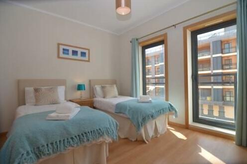 Marina Village Apartment - Photo3