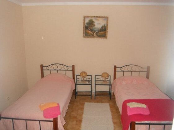Nefama Pensao - Photo3