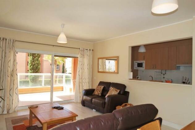 B02 - Fantastic Apartment with Pool - Photo3