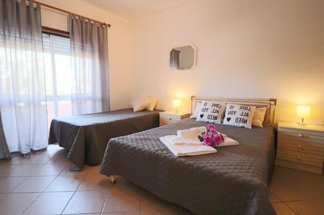 FIPH Castelos da Rocha Grey - Photo3