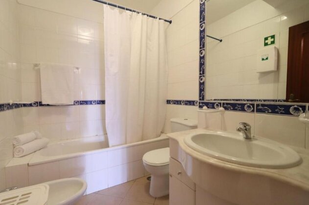 FIPH Castelos da Rocha Grey - Photo5