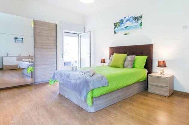 Luxury 3 Bedroom Apartment - Portimao