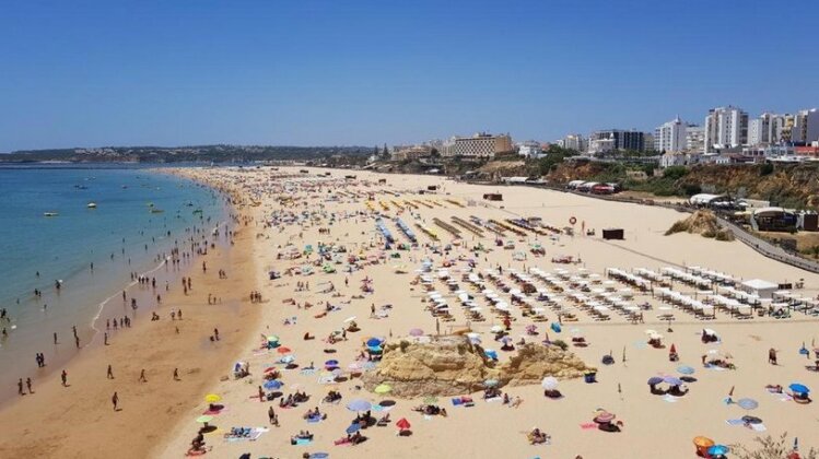 Rocha Praia - Photo2