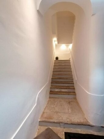 Temple Suites Guesthouse - Photo5