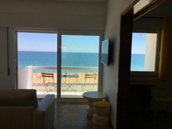 Lemon Tree Beach Apartment - Photo4