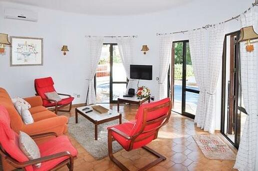Lien Quarteira - Photo2