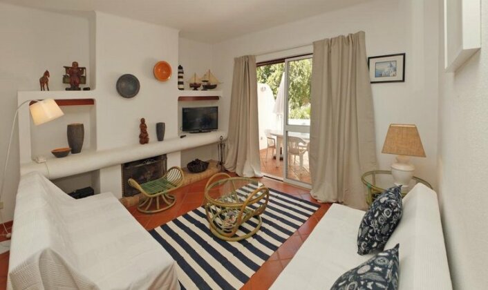 Vilamoura Apartment with Pool - Photo2