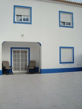 Friends and Family House - Photo2