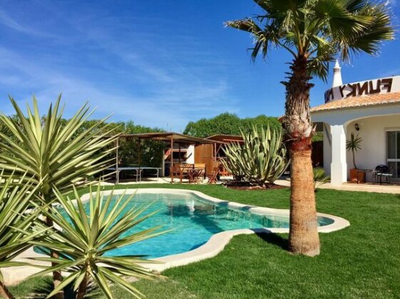 Funky Monkey Hostel Sagres