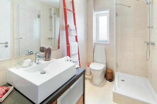 Cali Luxury Suites Bed & Breakfast - Photo3