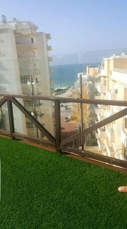 By the Sea - Rooftop pools - Photo2