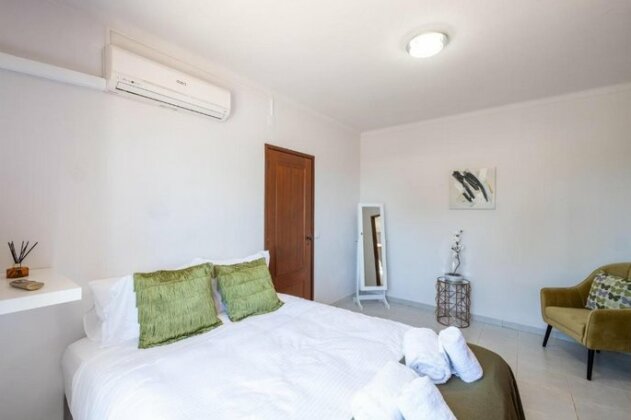 Villa Casa Katarina - Private Heated Pool - Sleep 10 - Air con - Free Wifi - Photo3