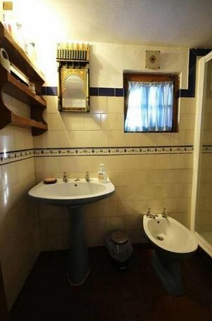 Sintra Small Hostel - Photo3