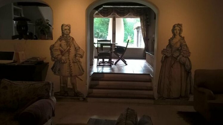 Very Quiet Place - Photo2