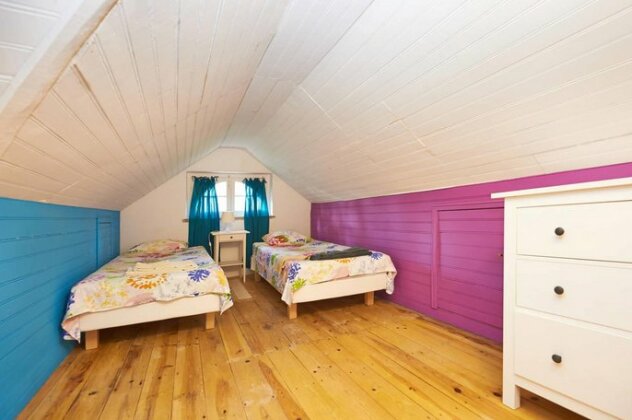 Yellow House Colares - Photo4