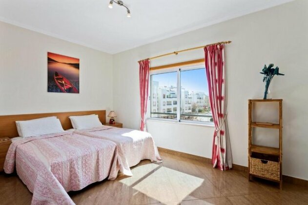 Penthouse Apt with Seaviews and Jacuzzi - Photo3