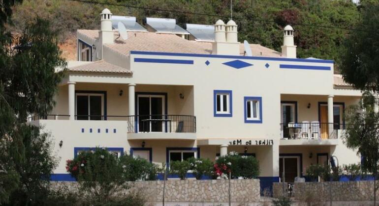 Filhas do Mar Apartments