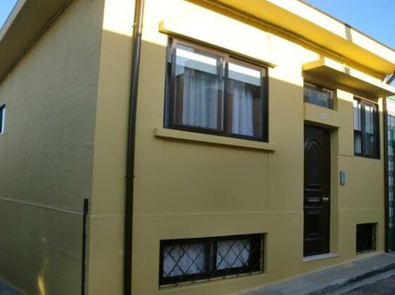 The Yellow House 3 - Photo2