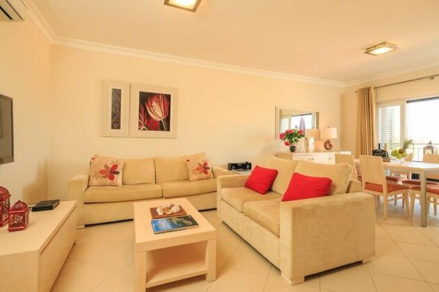 Victoria Boulevard Penthouse - Photo5