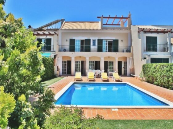 Villa Browns II - Photo2