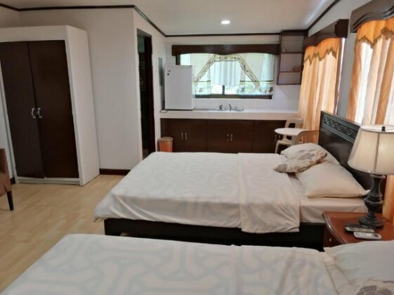 LEHNS Hotel & Apartments - Photo3
