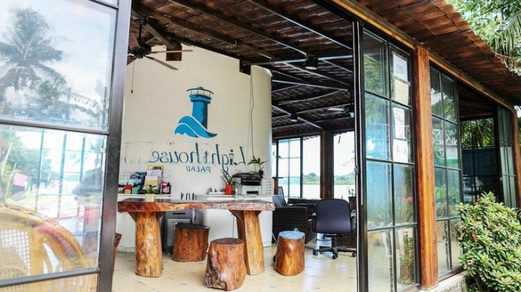 Lighthouse Hotel Koror - Photo2