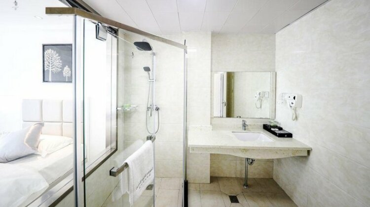 Ocean Star Hotel Koror - Photo4