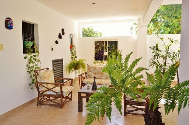 La Riviera - Photo3