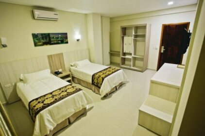 Megal suites hotel