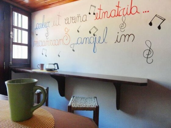 Colonial Hostel & Camping - Photo3