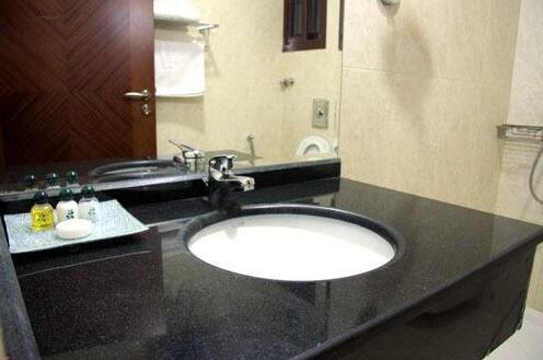 BridgeStreet Les Roses Residence Doha - Photo4